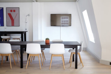 Fetch Ultimate Dining Set for Your Place | Essentia